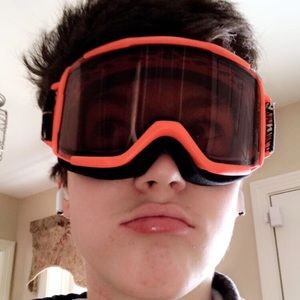 Meet your Posher, Mitchell